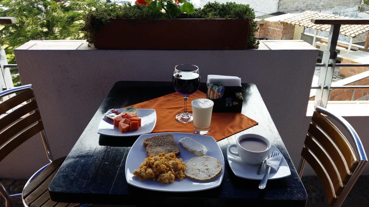 Guatatur 4* Guatape